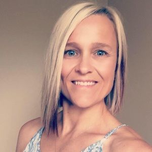 Meet your Posher, Liz